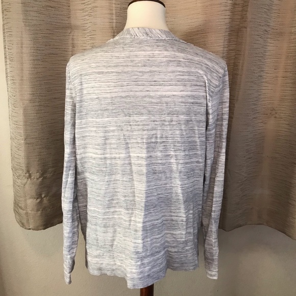 J. Crew Lightweight Gray V-Neck Cardigan Size XL - Picture 2 of 3